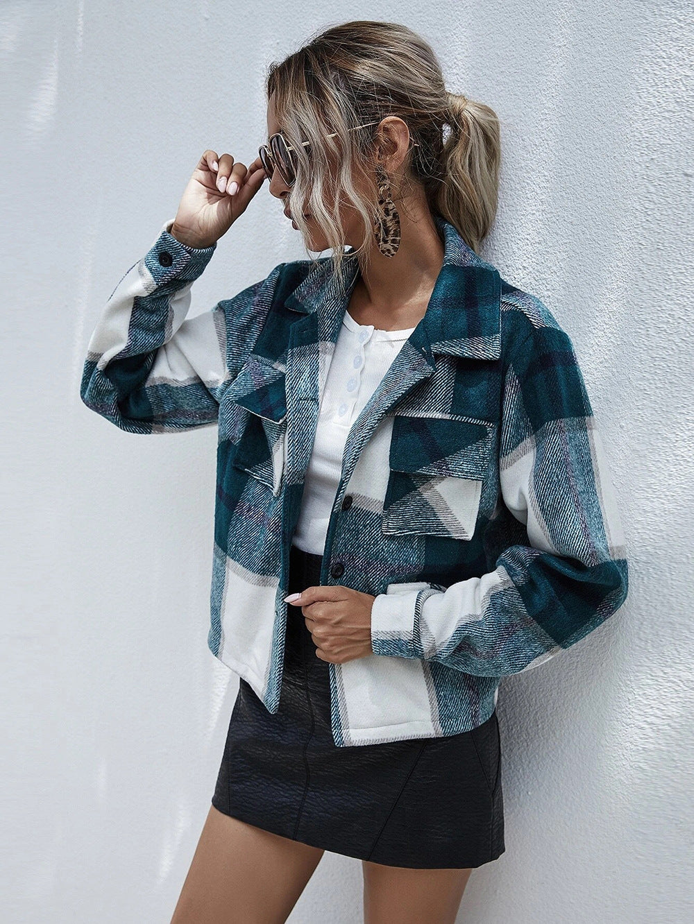 Single-breasted Woolen Plaid Short Coat Women - L&M LIFE PRODUCTS