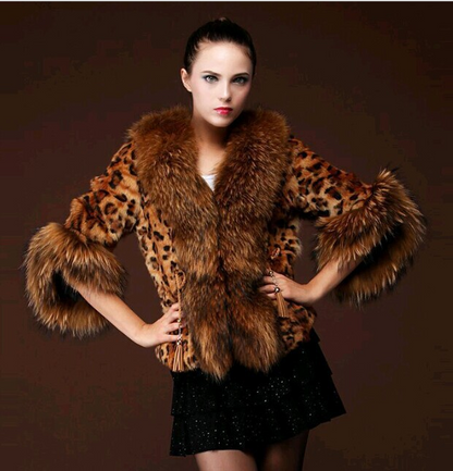 Fur coat girl - L&M LIFE PRODUCTS